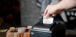 How a Custom Sticker Maker Delivers Quality Labels at High Volume Receipt Printer