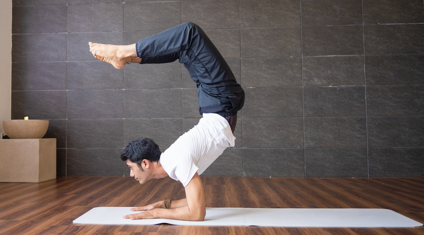 Benefits of Sarvangasana (Shoulder Stand) and How to Do it By Dr. Himani  Bisht - PharmEasy Blog