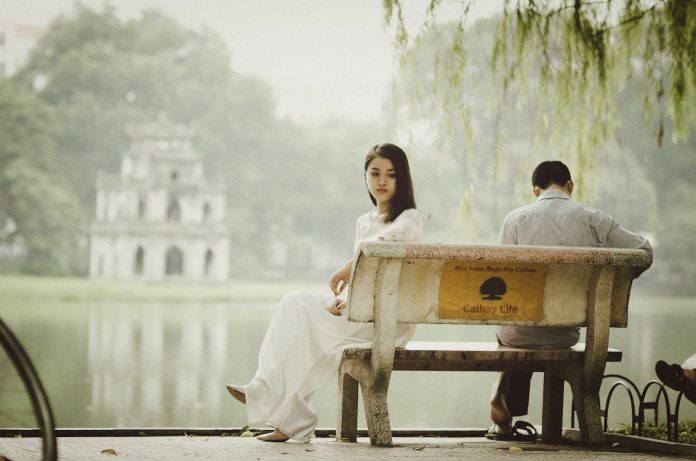 Never Underestimate the Influence of These Signs She Doesn’t Love You Anymore