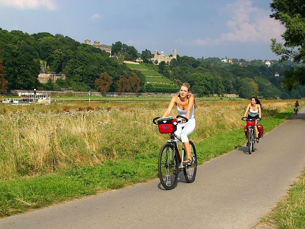 5 Best Leisure Routes For Cycling Holidays In Europe - ELMENS