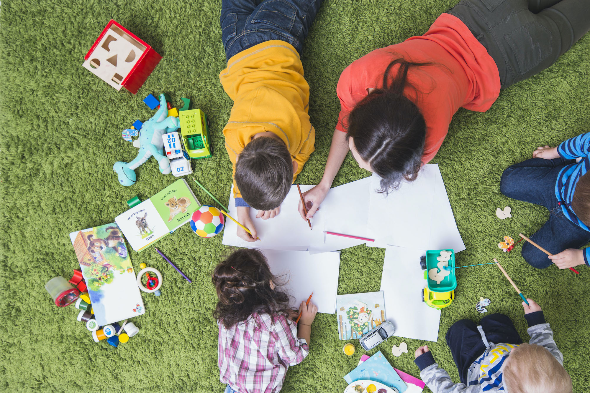 Fun Games & Competitions for Kids to Play Indoor