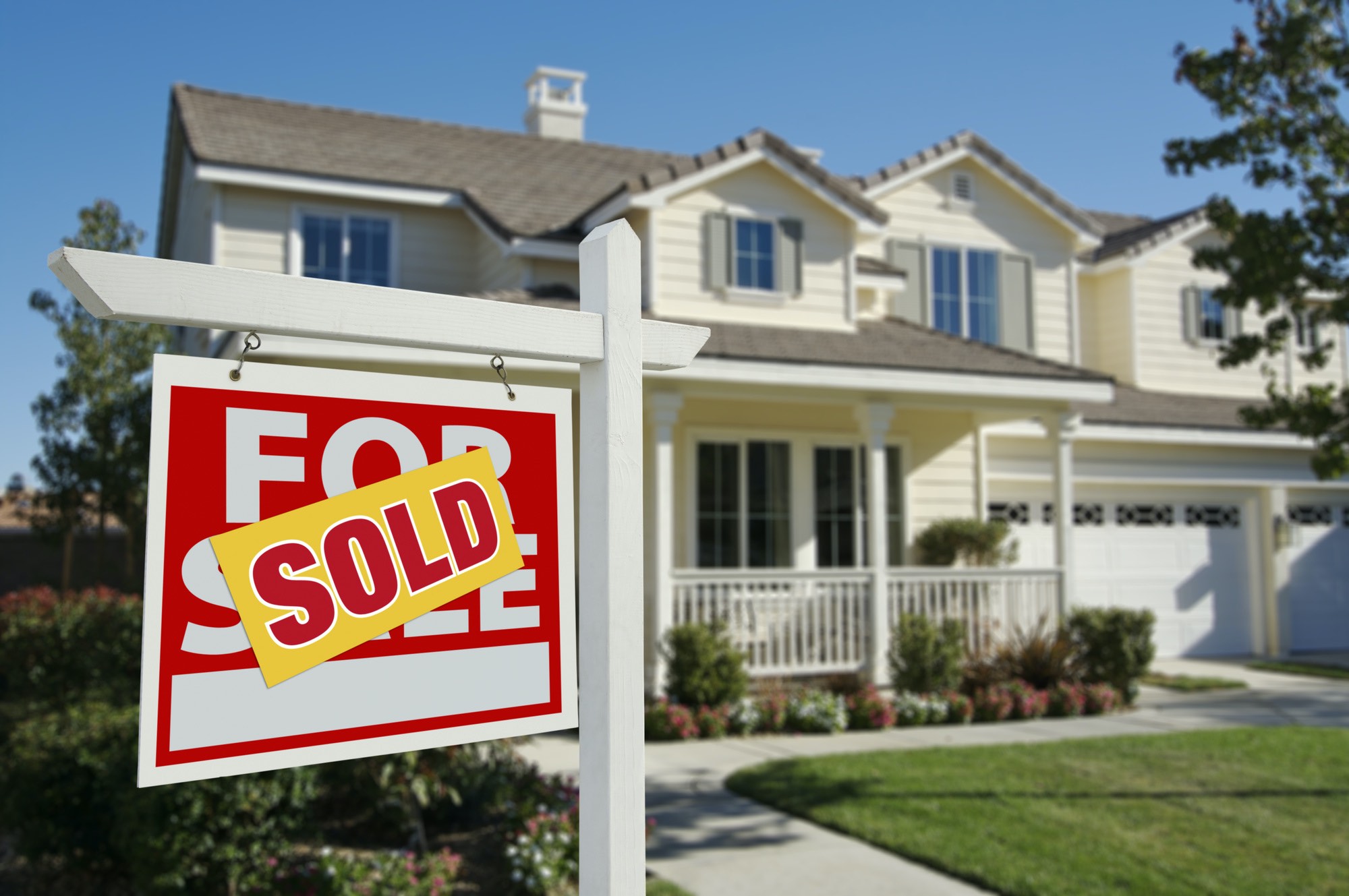 What Does the Process of Selling a House Involve?