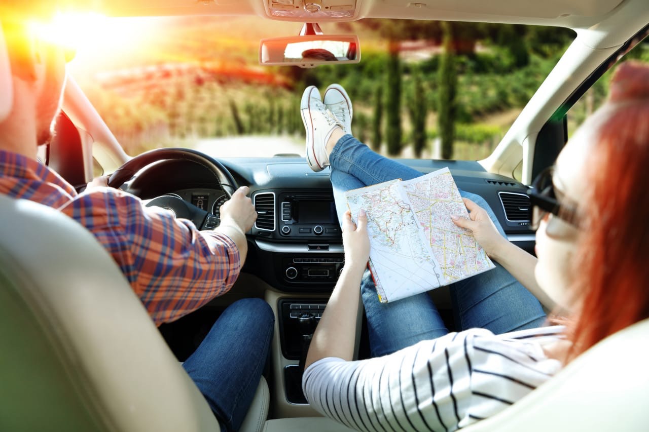 Long Road Trip Tips: 5 Things You Need to Check Before Taking Your Car on a Road Trip
