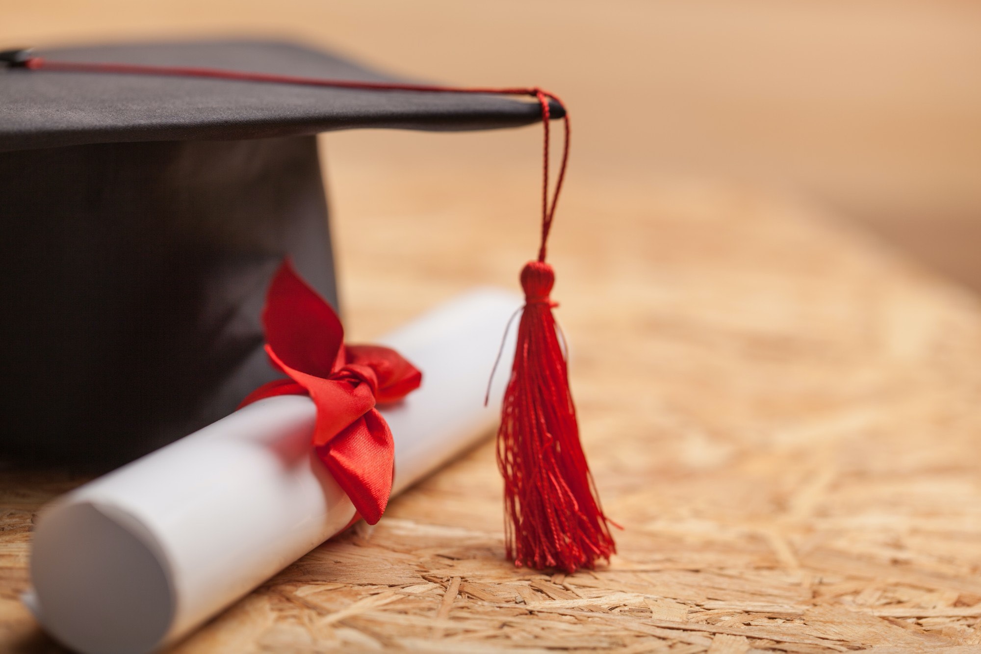 The Top 6 Reasons Why People Use a Phony Diploma