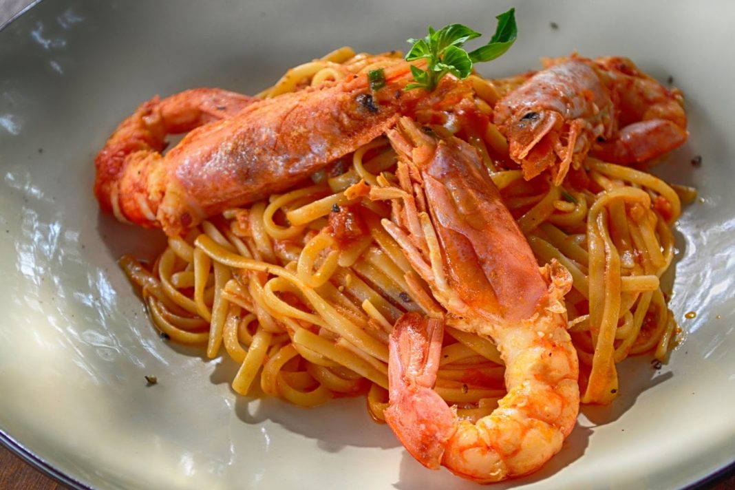 bucatini pasta