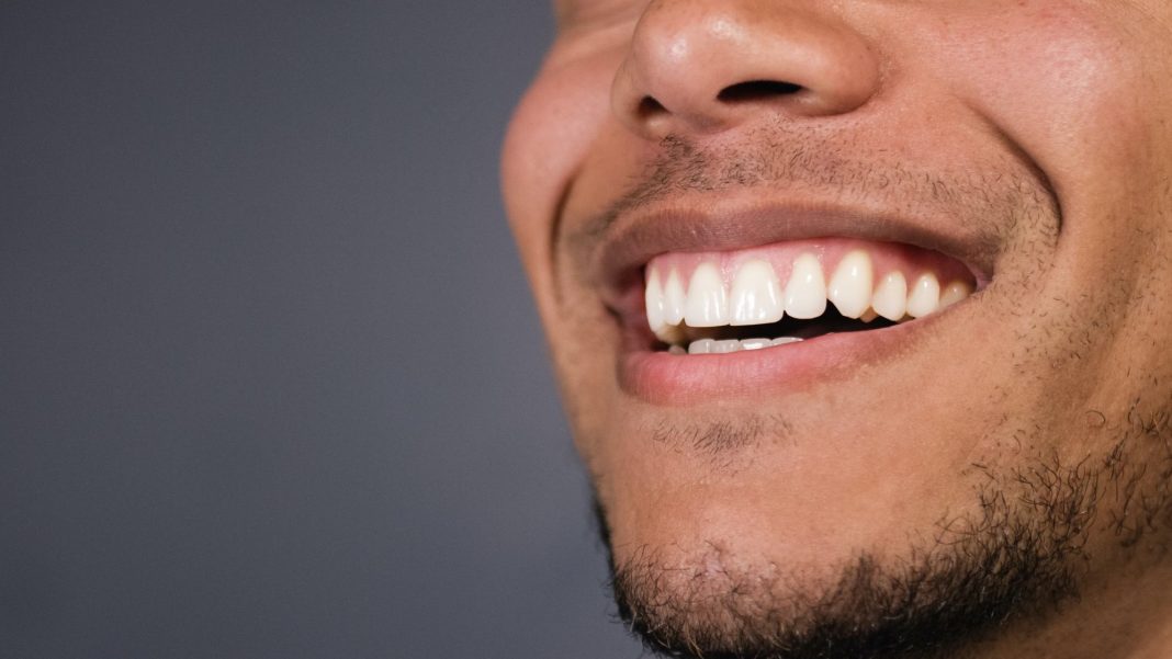 IncredibleBenefitsofDentalImplants