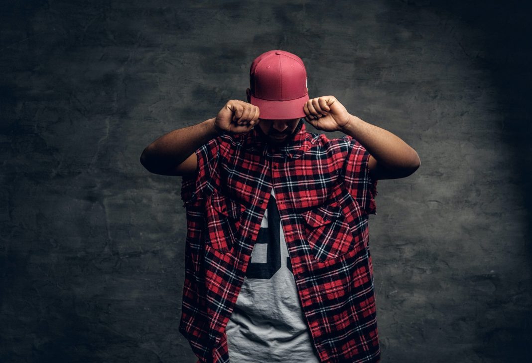 How to Start a Rap Career When You Don't Have a Lot of Cash