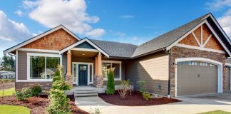 Real Estate Agents in Toowoomba: 5 Qualities to Look For Read on for a list of eight pro tips that will have the outside of your home sparkling clean in no time.