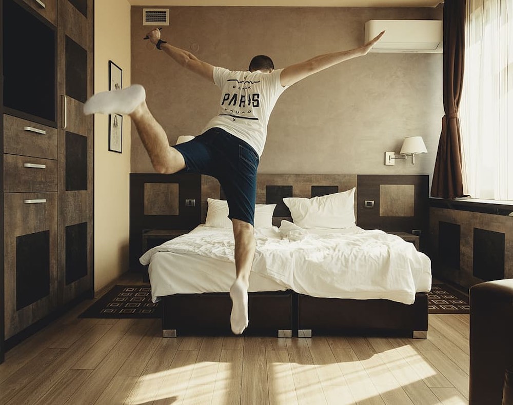 men bedroom