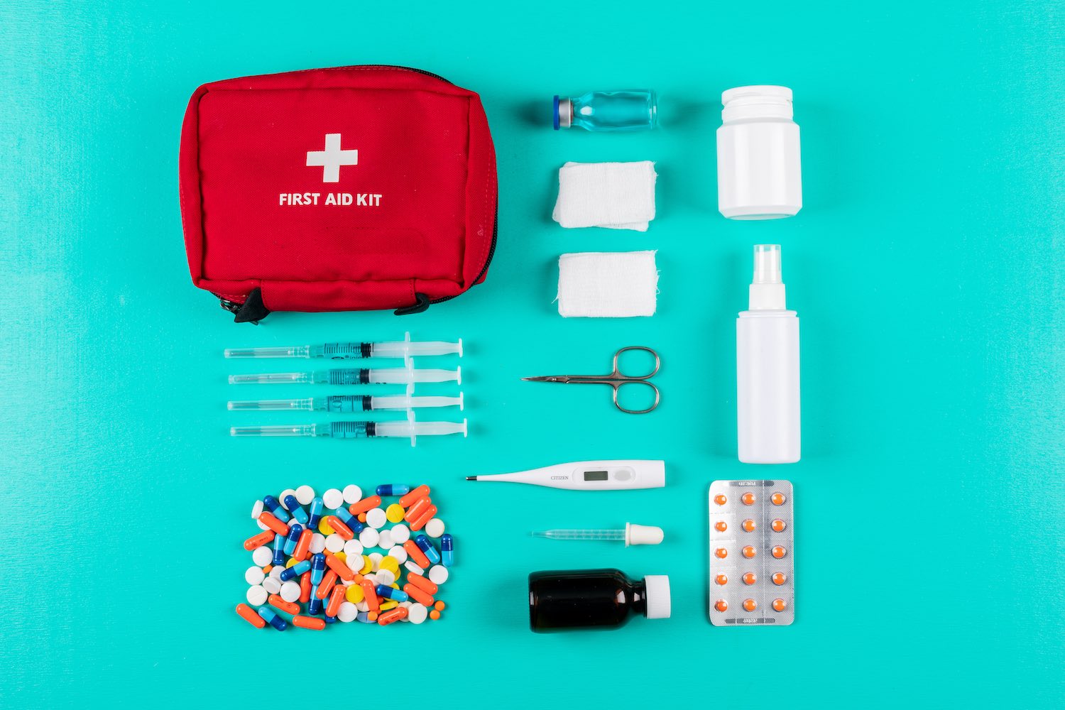FIRST AID KIT