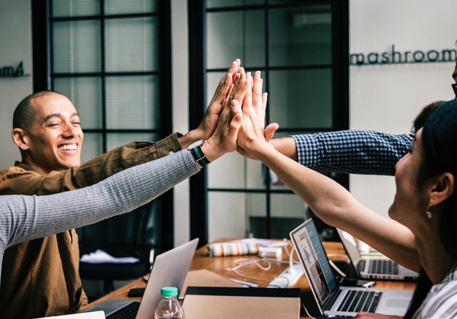 How to Put Together a Sales Team That'll Move Your Products