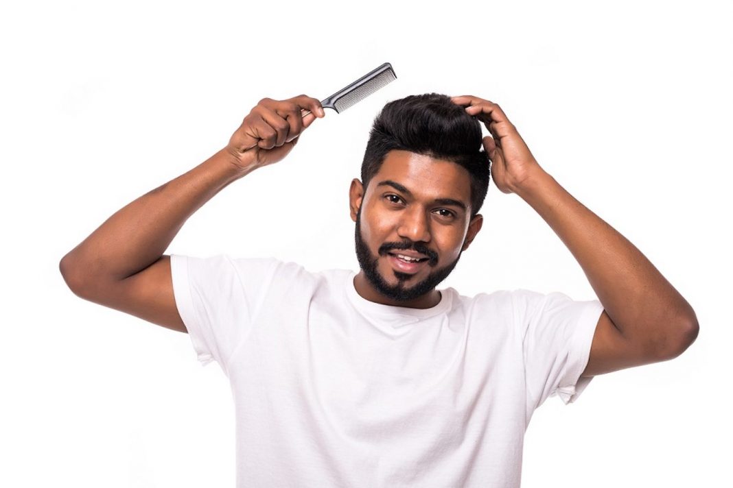 WhenDoYouNeedAnAnti DandruffShampoo&WhatitDoes?