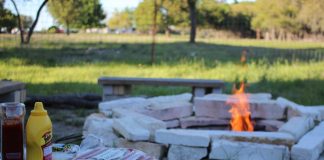 The Hot Father’s Day Gift For 2022: The GRILL2GO Portable BBQ From Char-broil Fire Pit