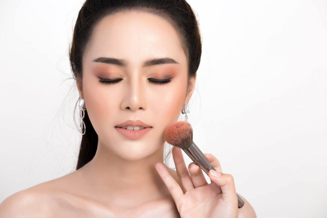 Monolid Makeup Tricks