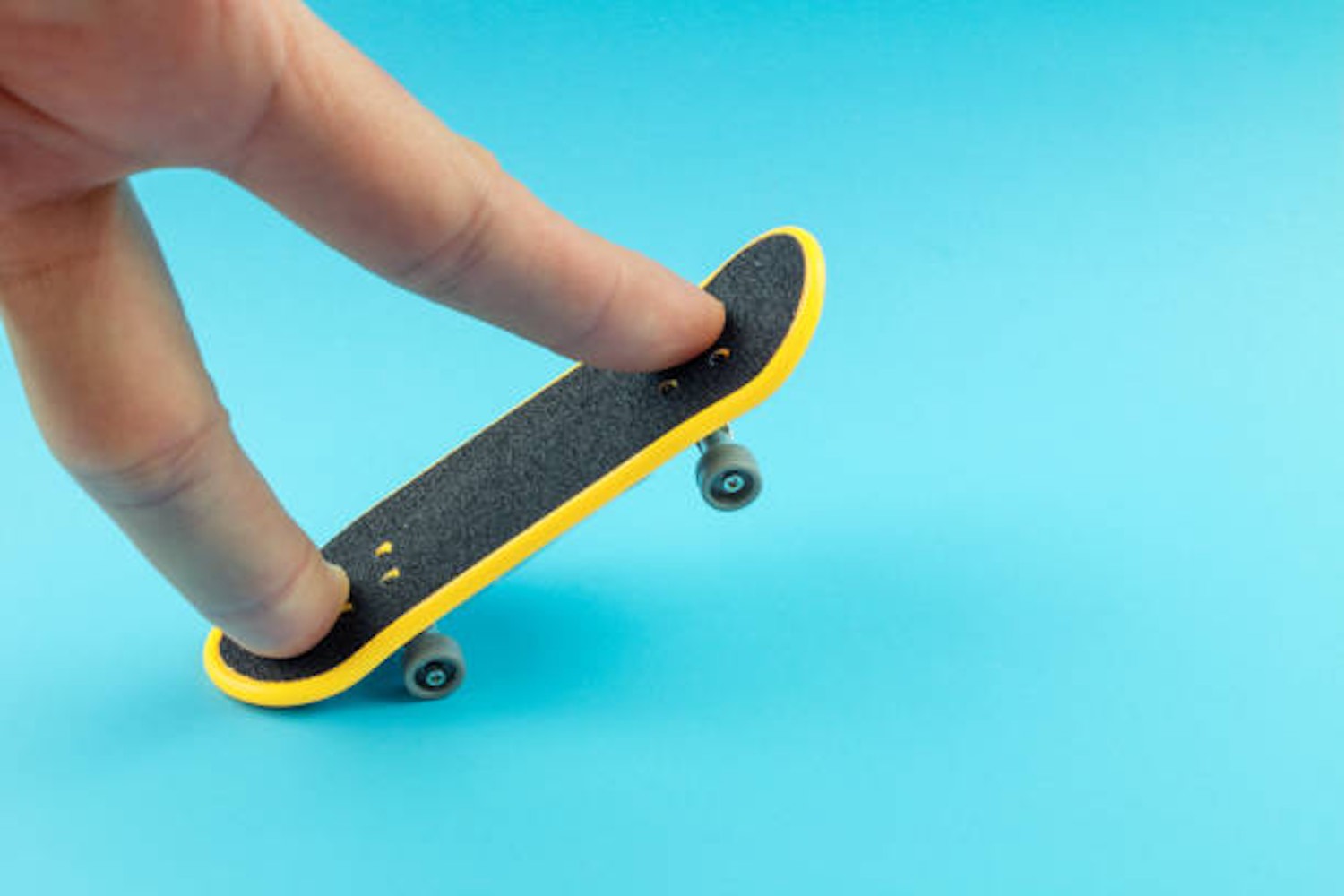 The Beginners Guide to Fingerboarding - ELMENS